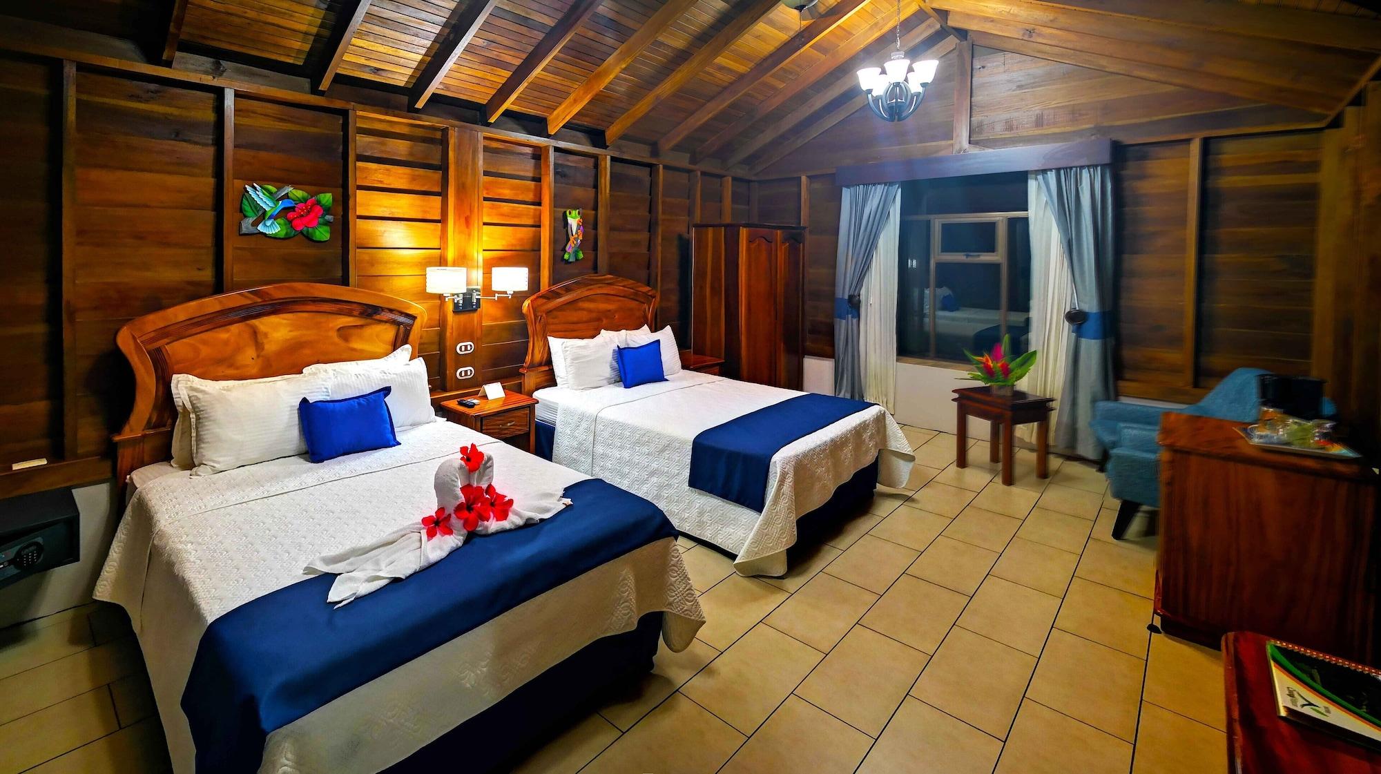 Hotel Campo Verde La Fortuna Exterior photo