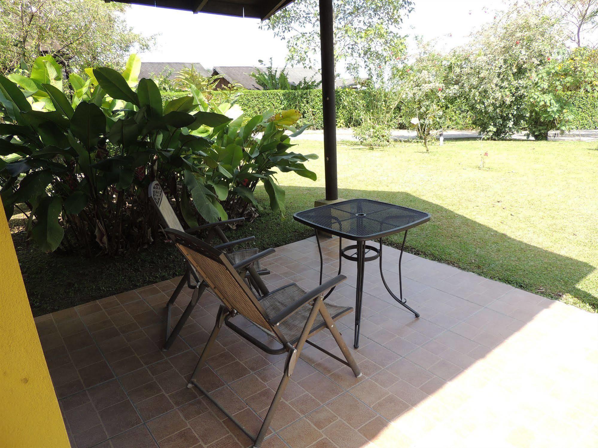 Hotel Campo Verde La Fortuna Exterior photo